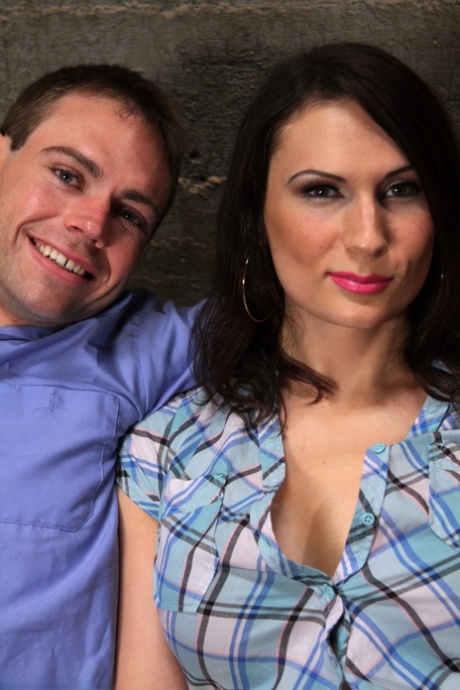 TS Seduction featuring Dina Swift, John Jammen Hot Porn Pics