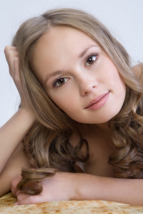 Glamorous teen Caesaria A proudly shows her natural body & hairy pussy
