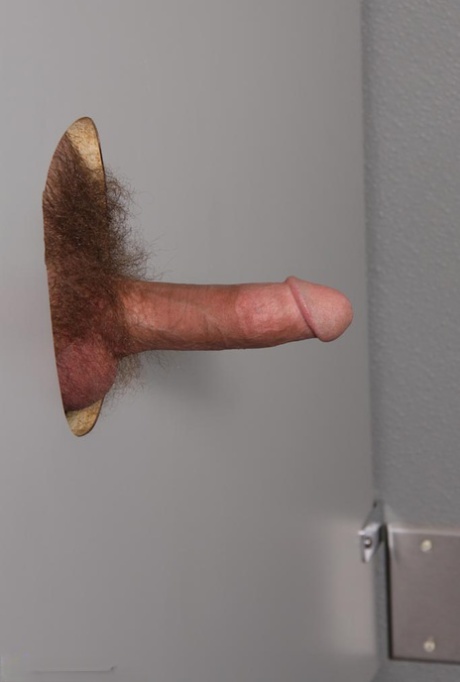 Gay hunks Tyler Shields & Isaiah have oral & anal sex in a gloryhole toilet